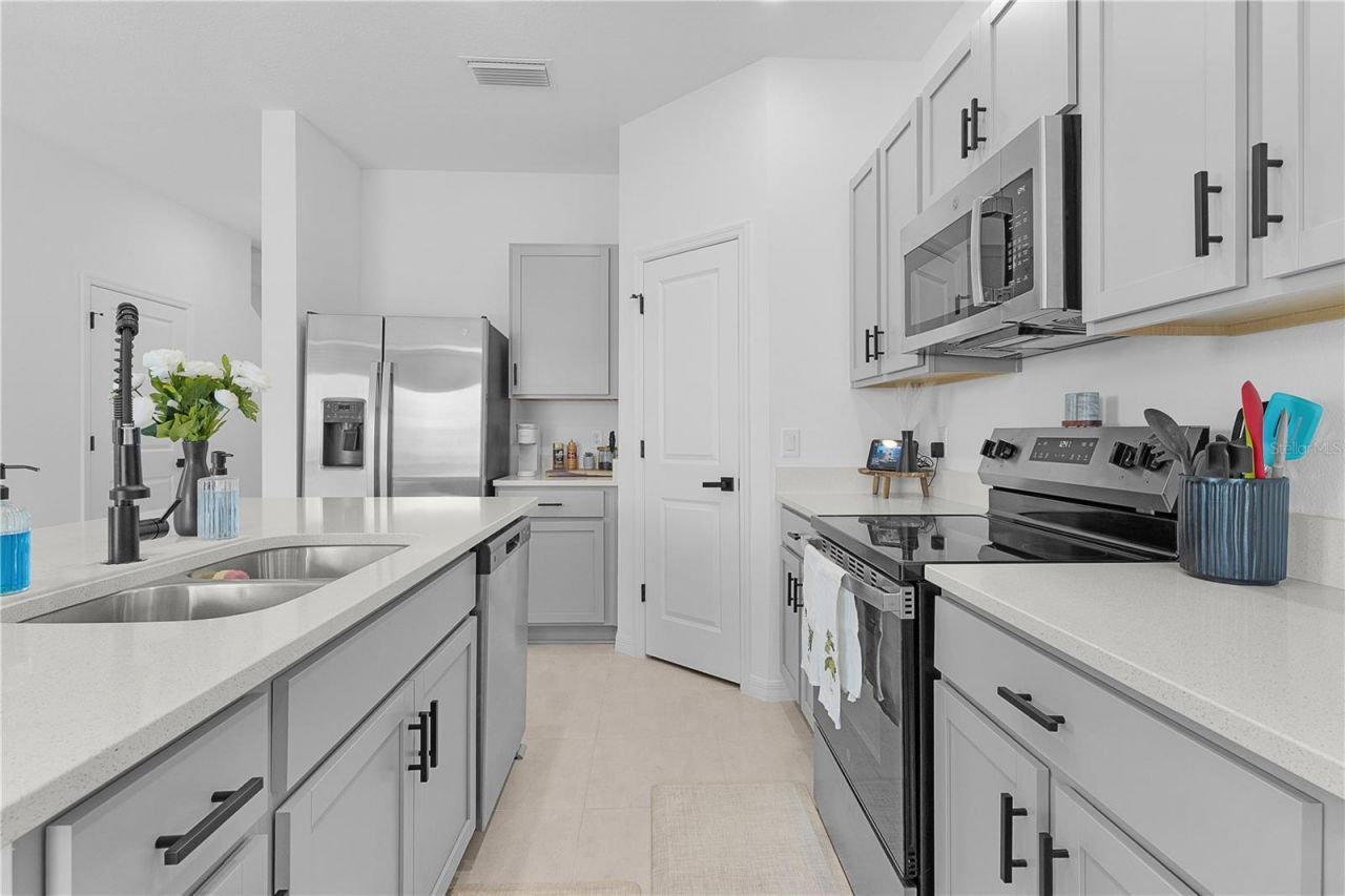 7771 Waterscape , Groveland, FL 34736 Photo