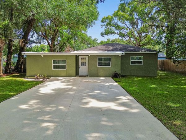 804 VALENCIA ROAD , PLANT CITY, FL 33563