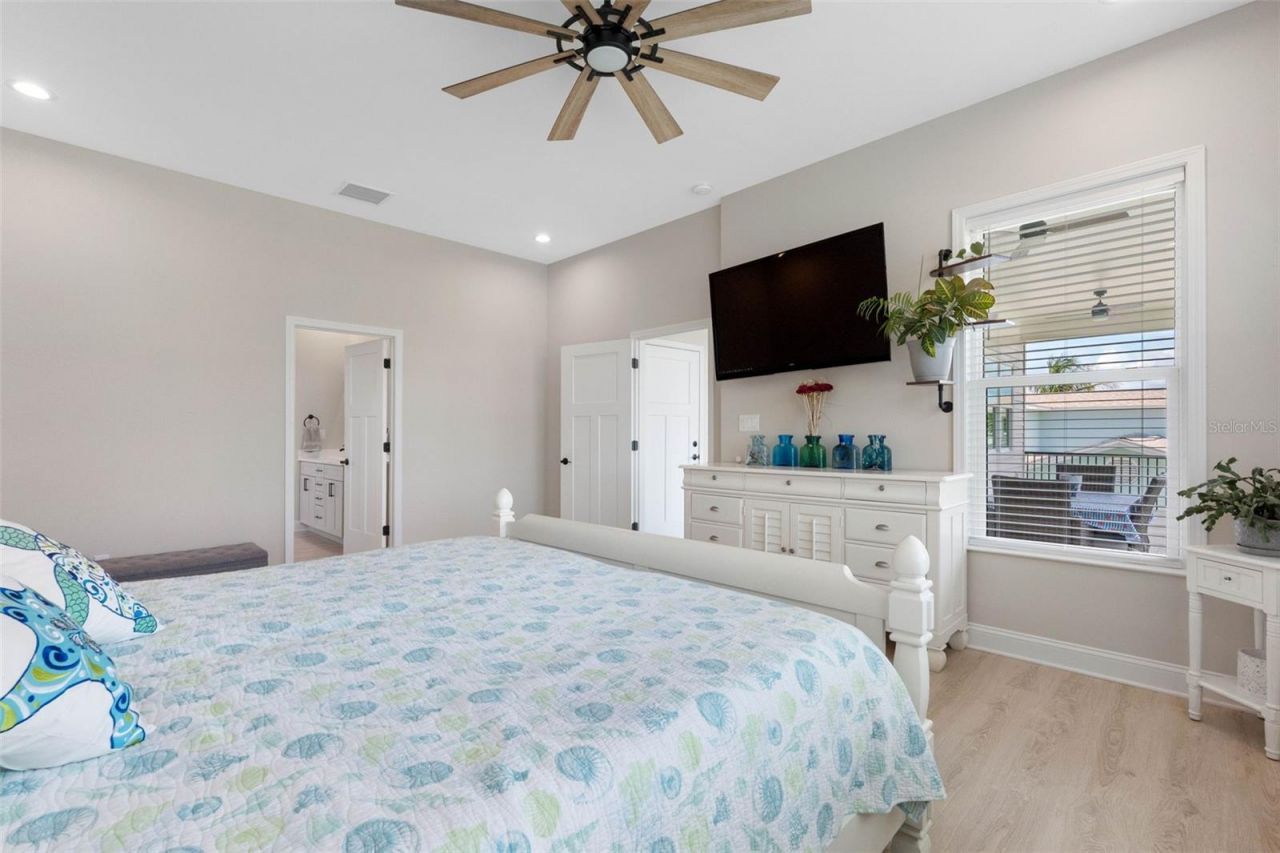 16025 Redington Drive, Redington Beach, FL 33708 Photo
