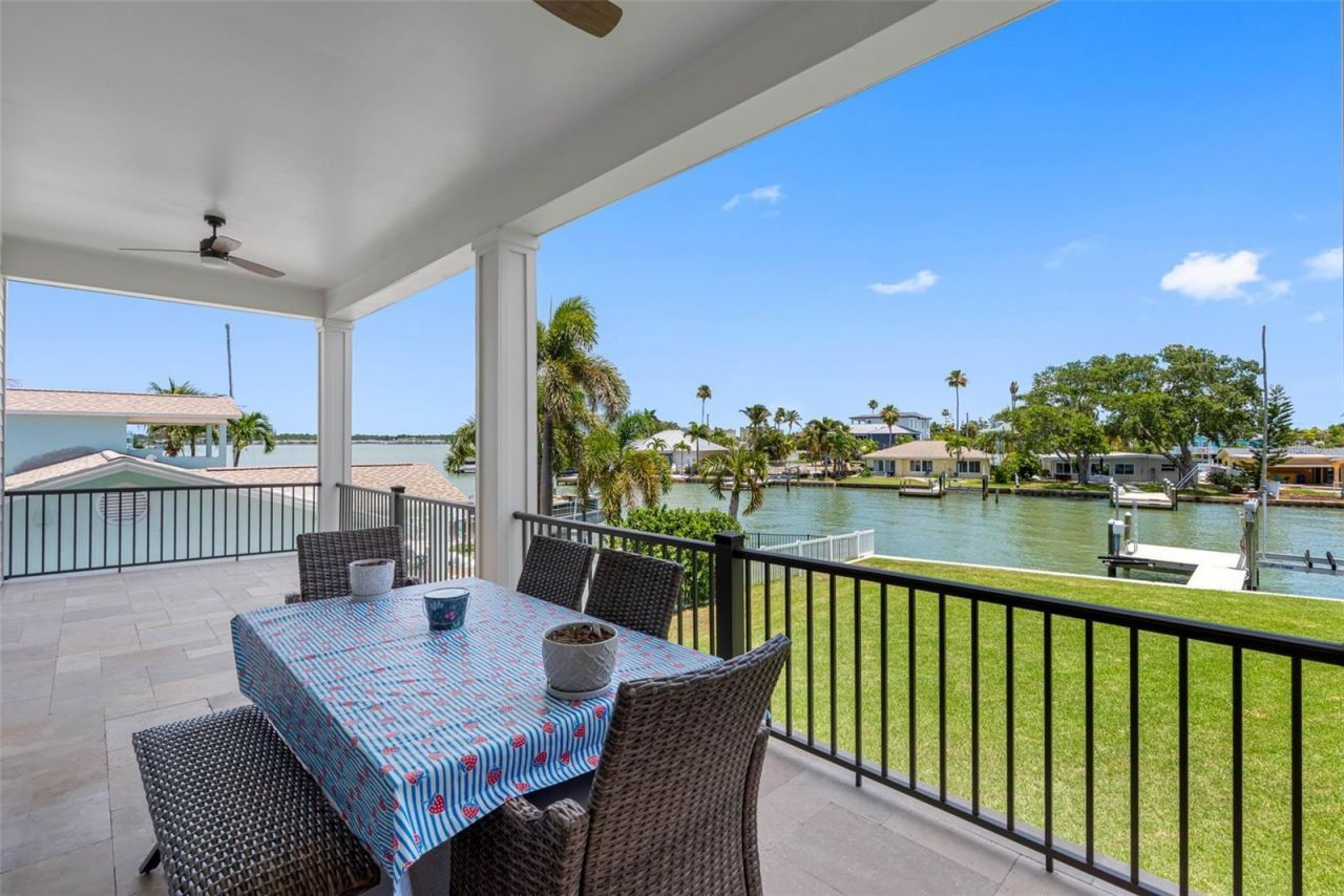 16025 Redington Drive, Redington Beach, FL 33708 Photo