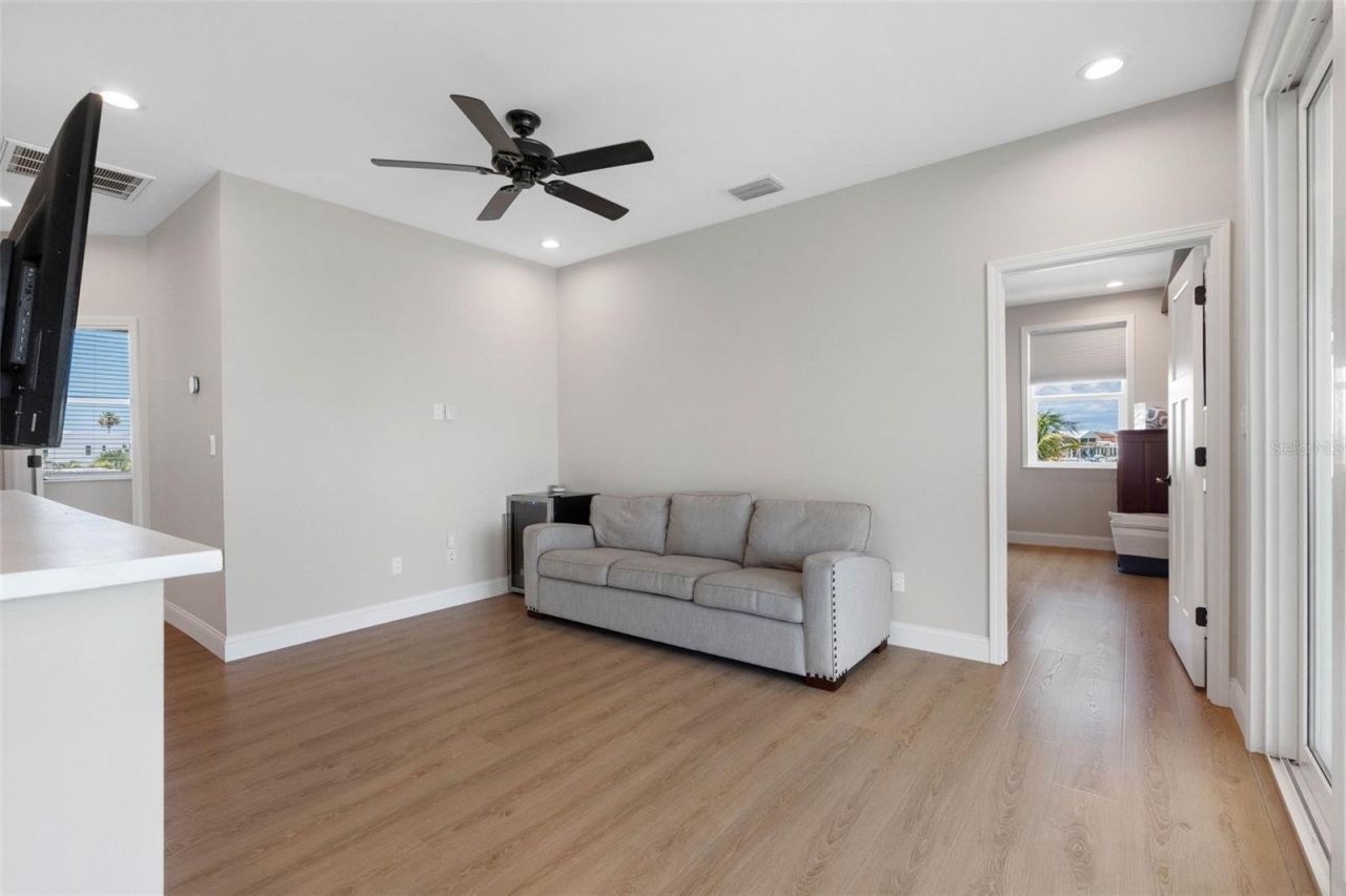 16025 Redington Drive, Redington Beach, FL 33708 Photo