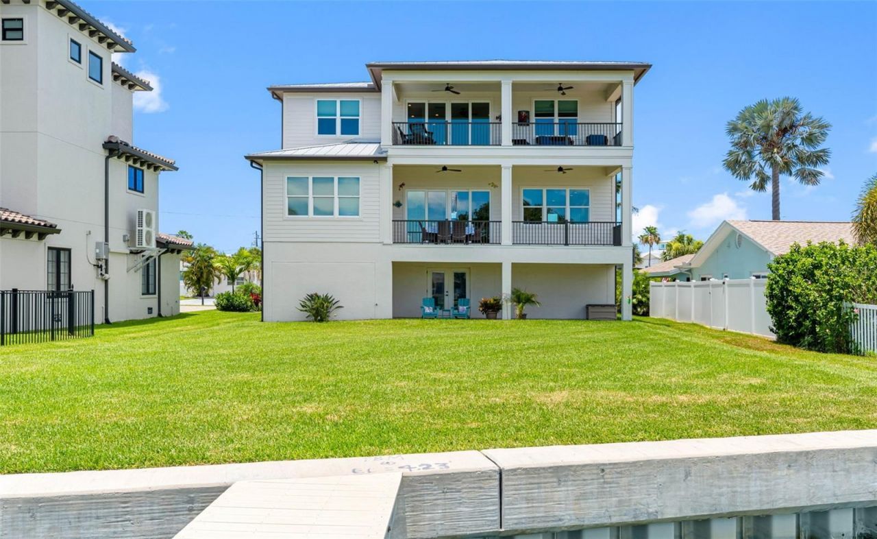 16025 Redington Drive, Redington Beach, FL 33708 Photo