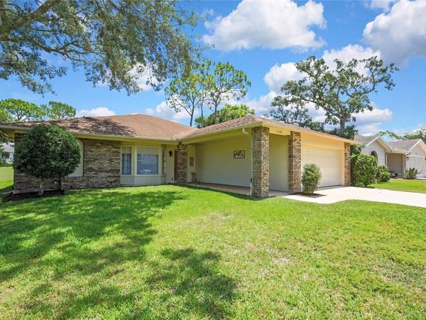 7103 CROWN OAKS DRIVE, SPRING HILL, FL 34606