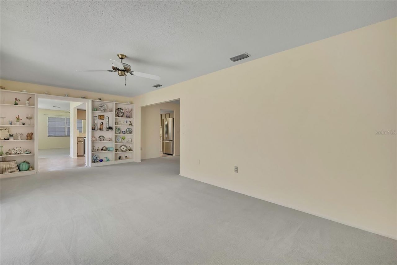 7103 Crown Oaks Drive, Spring Hill, FL 34606 Photo