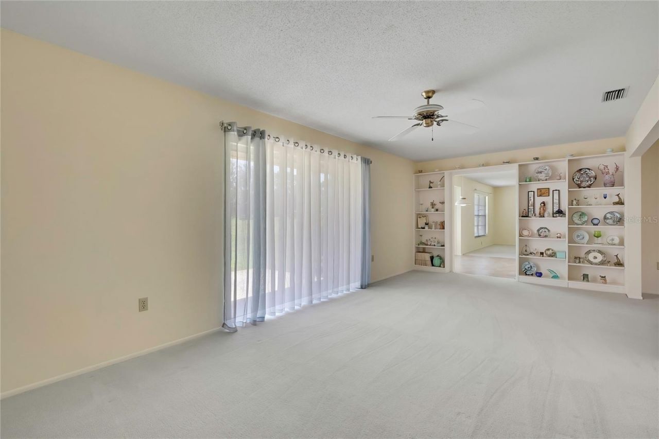 7103 Crown Oaks Drive, Spring Hill, FL 34606 Photo