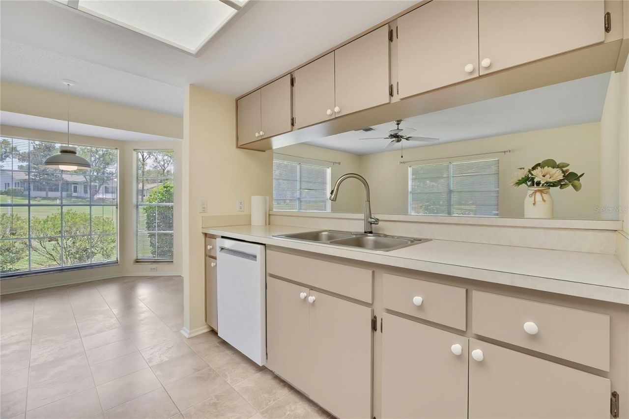 7103 Crown Oaks Drive, Spring Hill, FL 34606 Photo