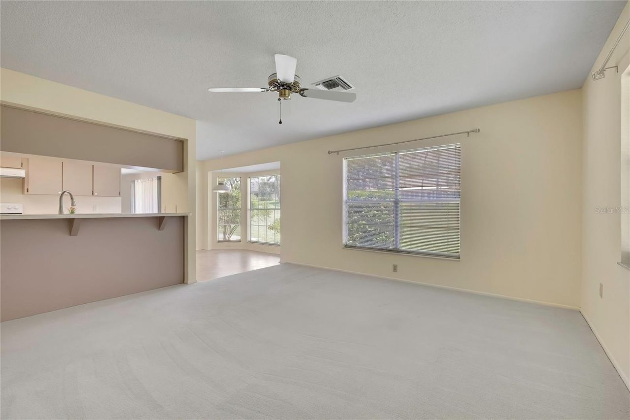 7103 Crown Oaks Drive, Spring Hill, FL 34606 Photo