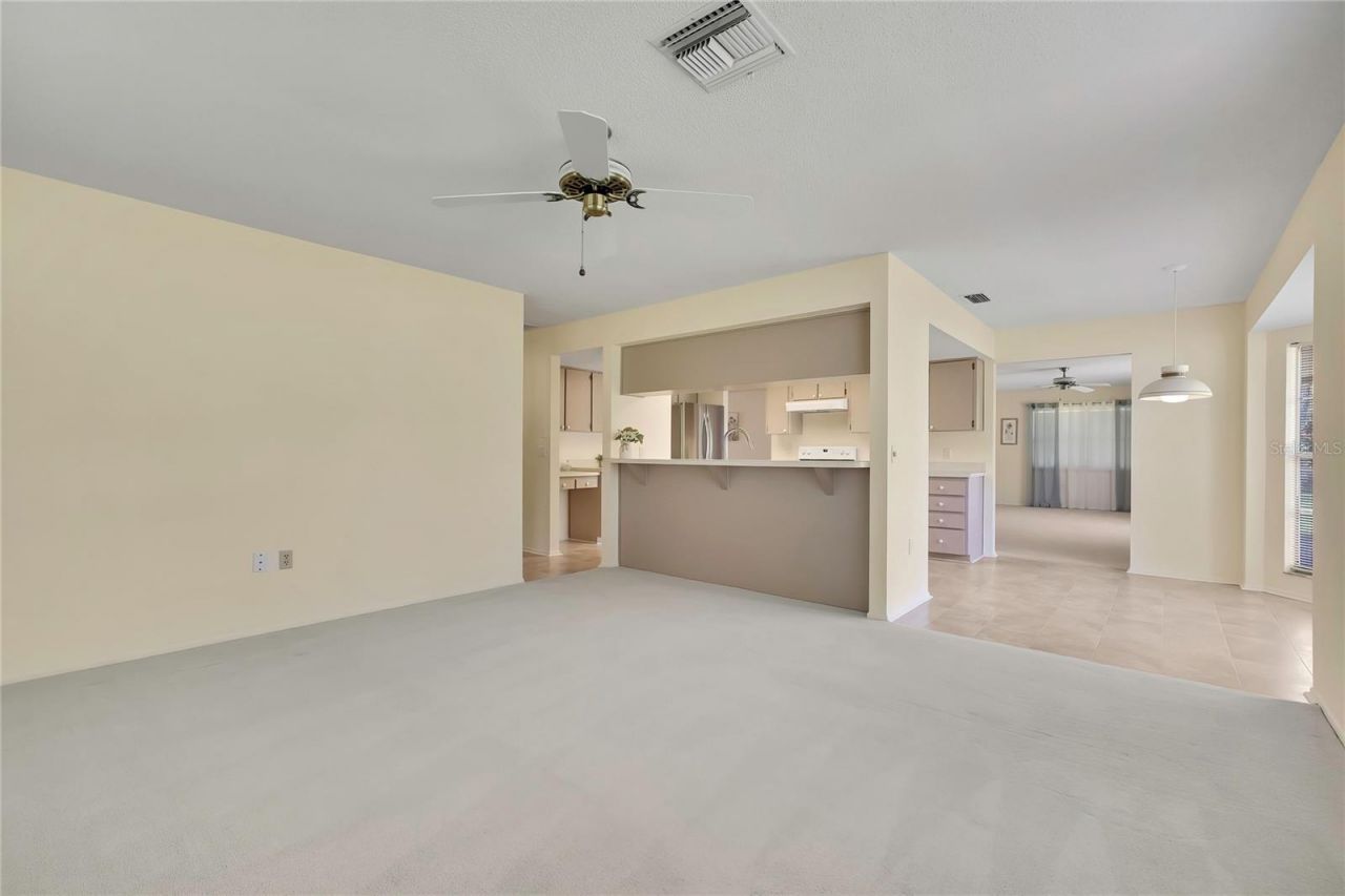 7103 Crown Oaks Drive, Spring Hill, FL 34606 Photo