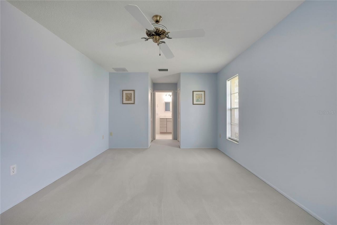 7103 Crown Oaks Drive, Spring Hill, FL 34606 Photo