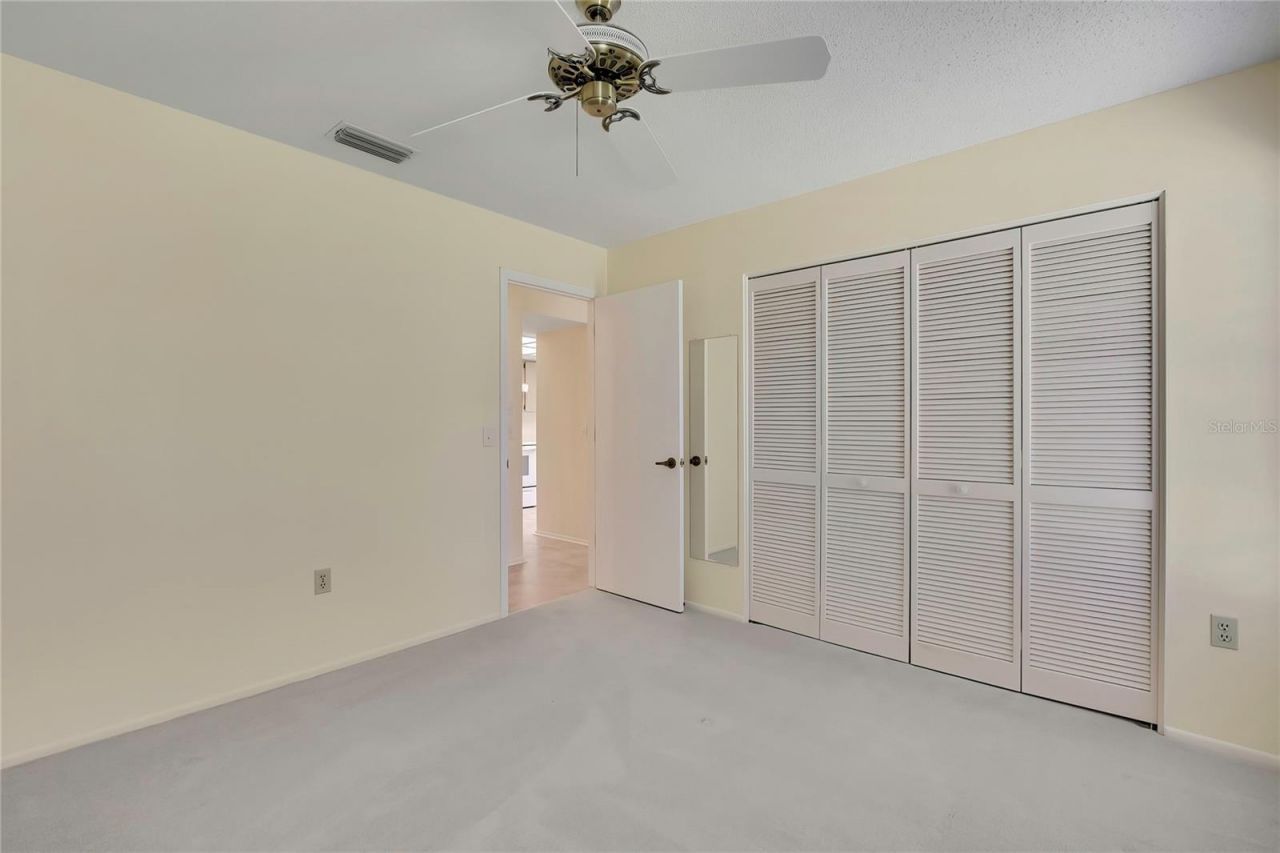 7103 Crown Oaks Drive, Spring Hill, FL 34606 Photo