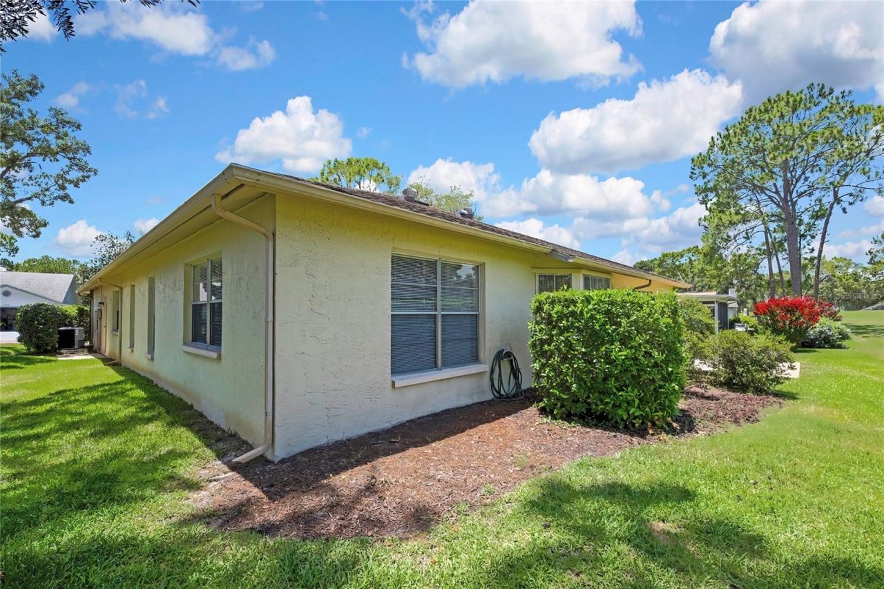 7103 Crown Oaks Drive, Spring Hill, FL 34606 Photo