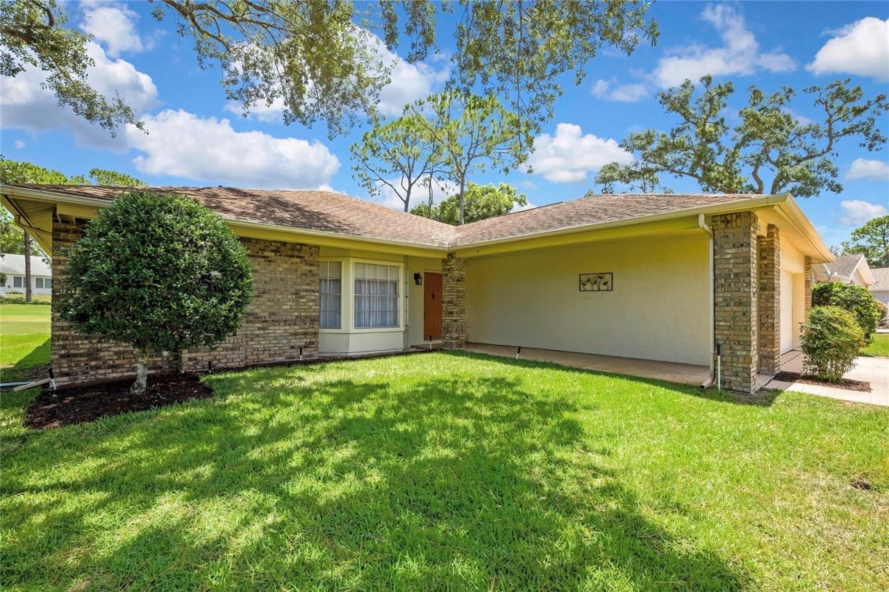 7103 Crown Oaks Drive, Spring Hill, FL 34606 Photo