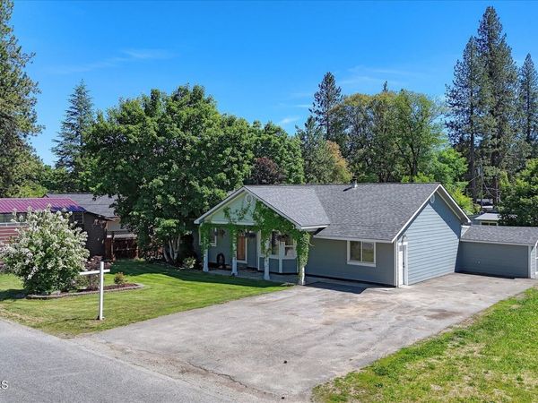 374 Dixon ST , Priest River, ID 83856