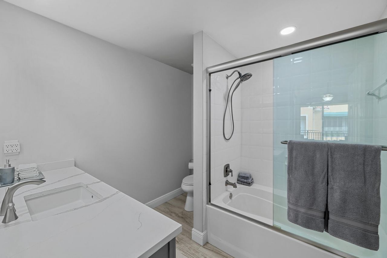 11775 St Andrews Place, Unit 103, Wellington, FL 33414 Photo