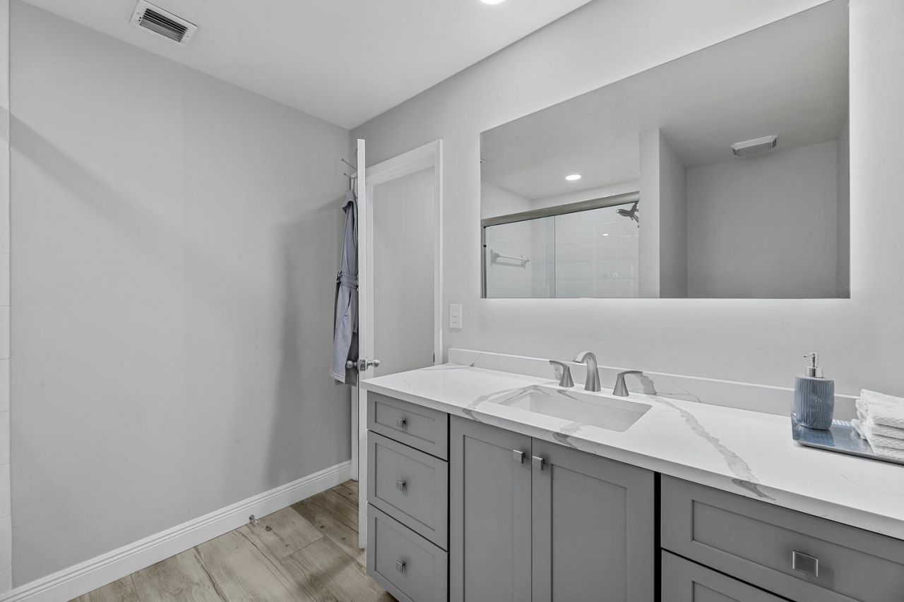 11775 St Andrews Place, Unit 103, Wellington, FL 33414 Photo