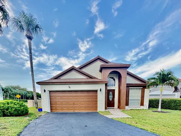 54 Egret Way, Boynton Beach, FL 33436