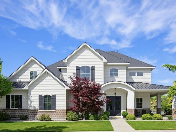 939 S Lake Pointe Way, Eagle, ID 83616