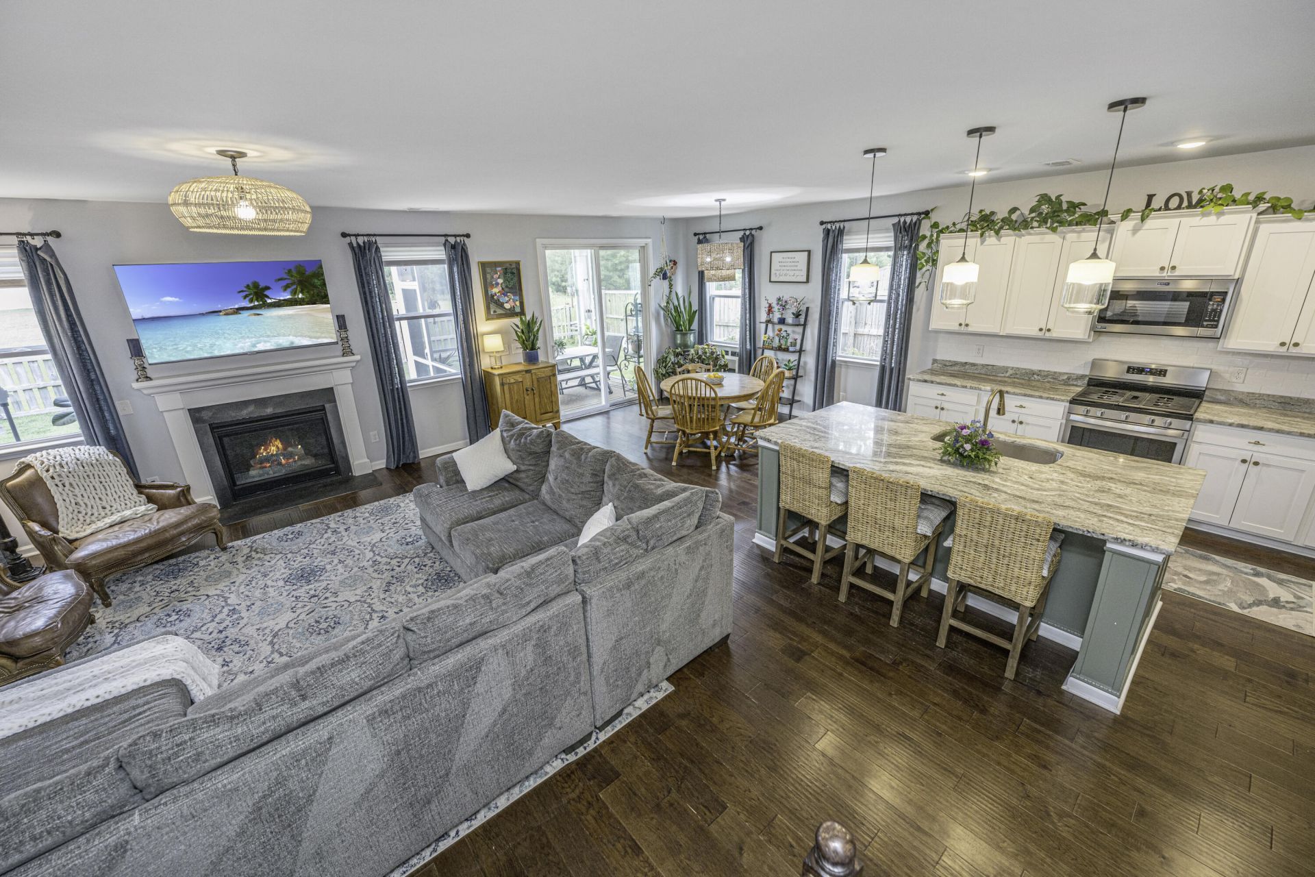 171 Airy Drive Photo 6