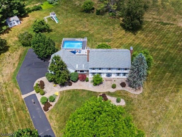 22 Spy Ln, Readington, NJ 08822