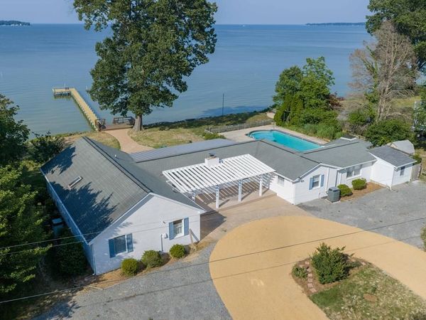 184&179 Dogwood Lane, HALLIEFORD, VA 23035