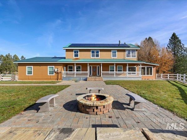 37 Valley Vista Dr, Garden Valley, ID 83622