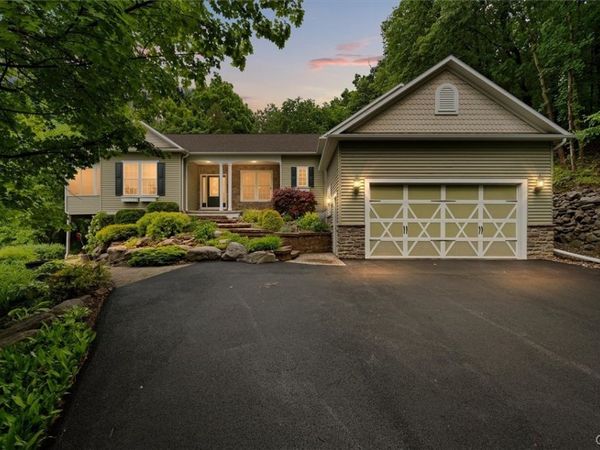 4324 Lafayette Road , Jamesville, NY 13078