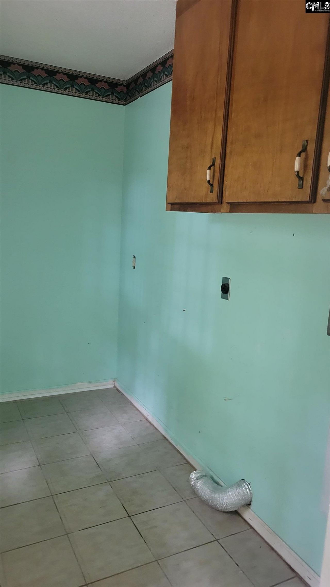 742 Elbert Taylor Road  Photo 4