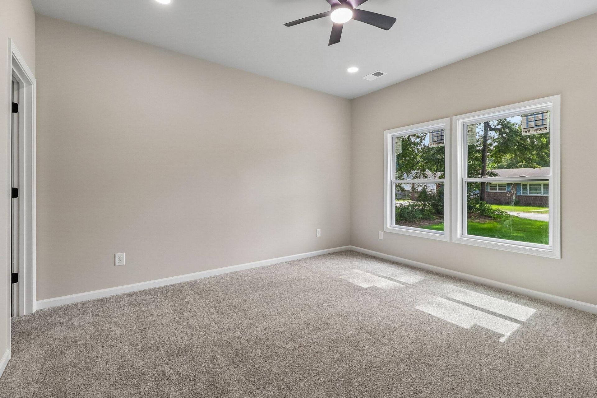 1235 Sawyer Street Photo 17