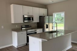 1235 Sawyer Street photo 4