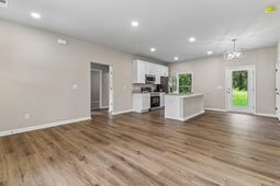 1235 Sawyer Street photo 4