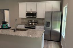 1235 Sawyer Street photo 4