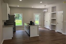 1235 Sawyer Street photo 4