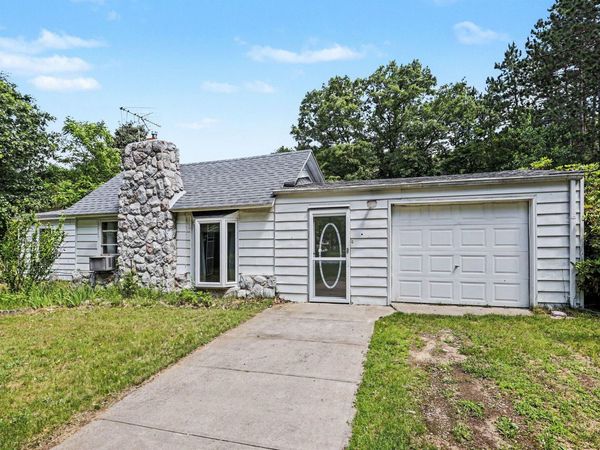 5385 E C Avenue, Richland, MI 49083