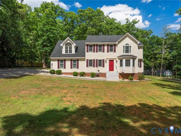 3242 Sherwood Ridge Drive , Powhatan, VA 23139