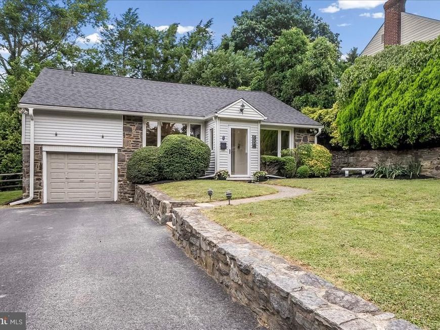 326 Glen Ridge Road, Havertown, PA 19083 Main Photo