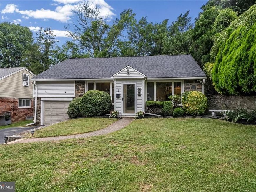 326 Glen Ridge Road, Havertown, PA 19083 Main Photo
