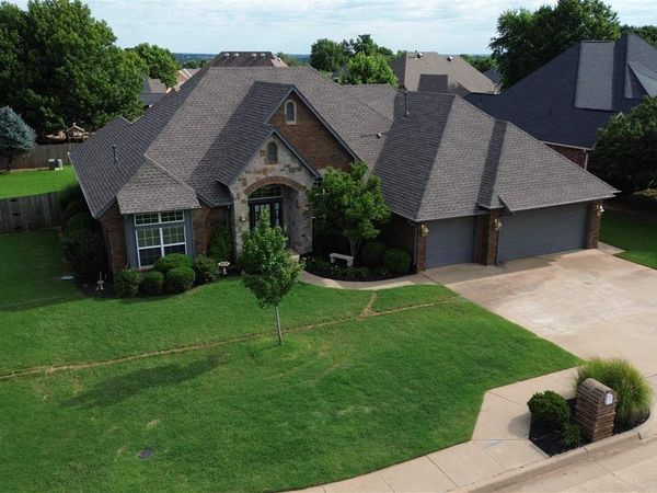 5722 W Pecan Hill Court, Stillwater, OK 74074