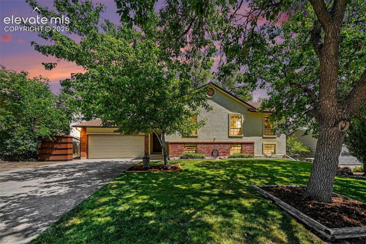2910 Mirage Drive, Colorado Springs, CO 80920 Main Photo