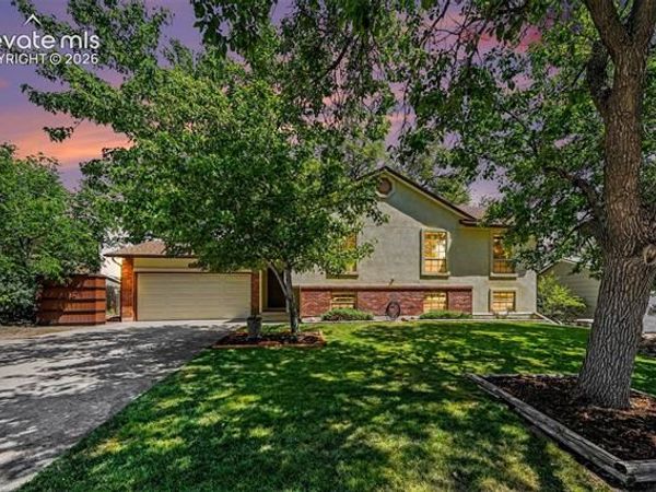 2910 Mirage Drive, Colorado Springs, CO 80920