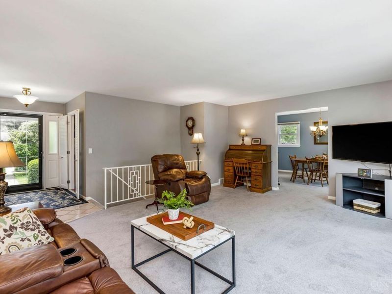 1221 Tollgate Drive, Oxford, OH 45056 Photo 9