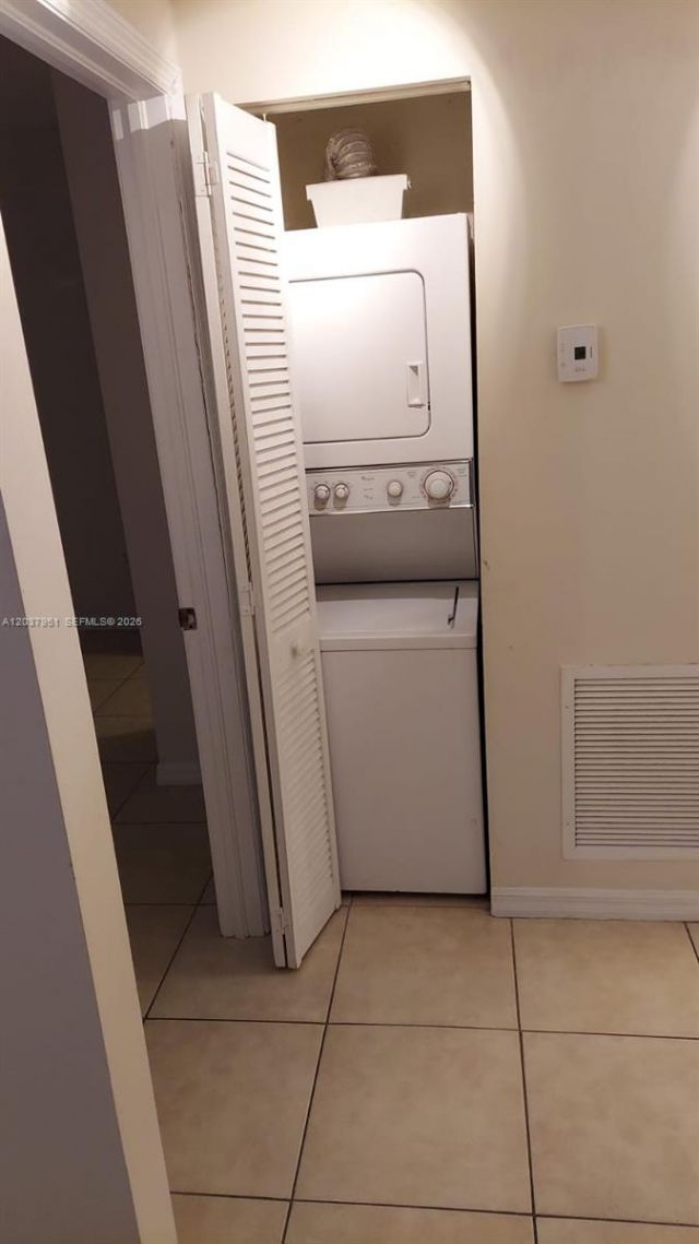 2630 SW 28th St , Unit 14, Miami, FL 33133 Photo