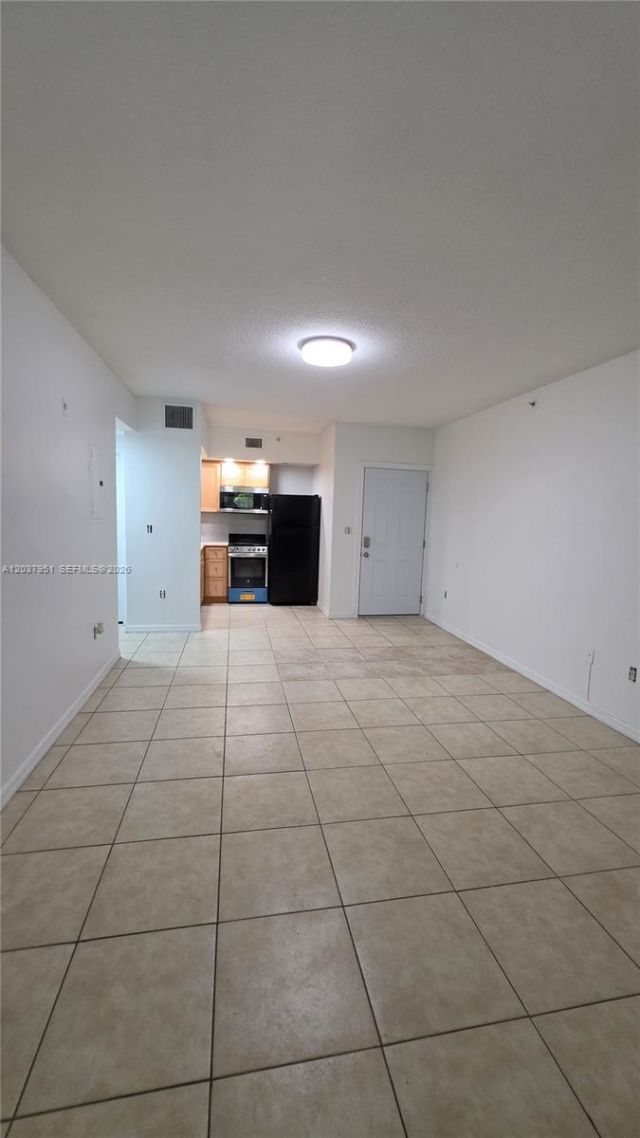2630 SW 28th St, Unit 14, Miami, FL 33133 Photo