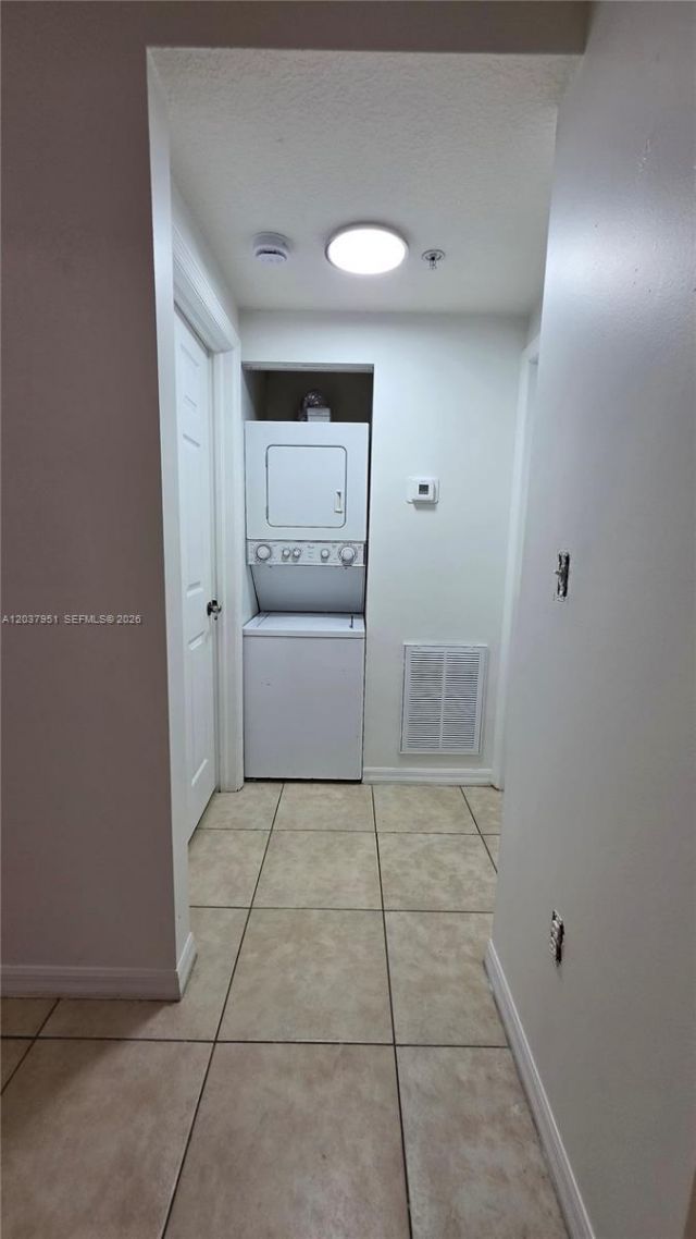 2630 SW 28th St, Unit 14, Miami, FL 33133 Photo