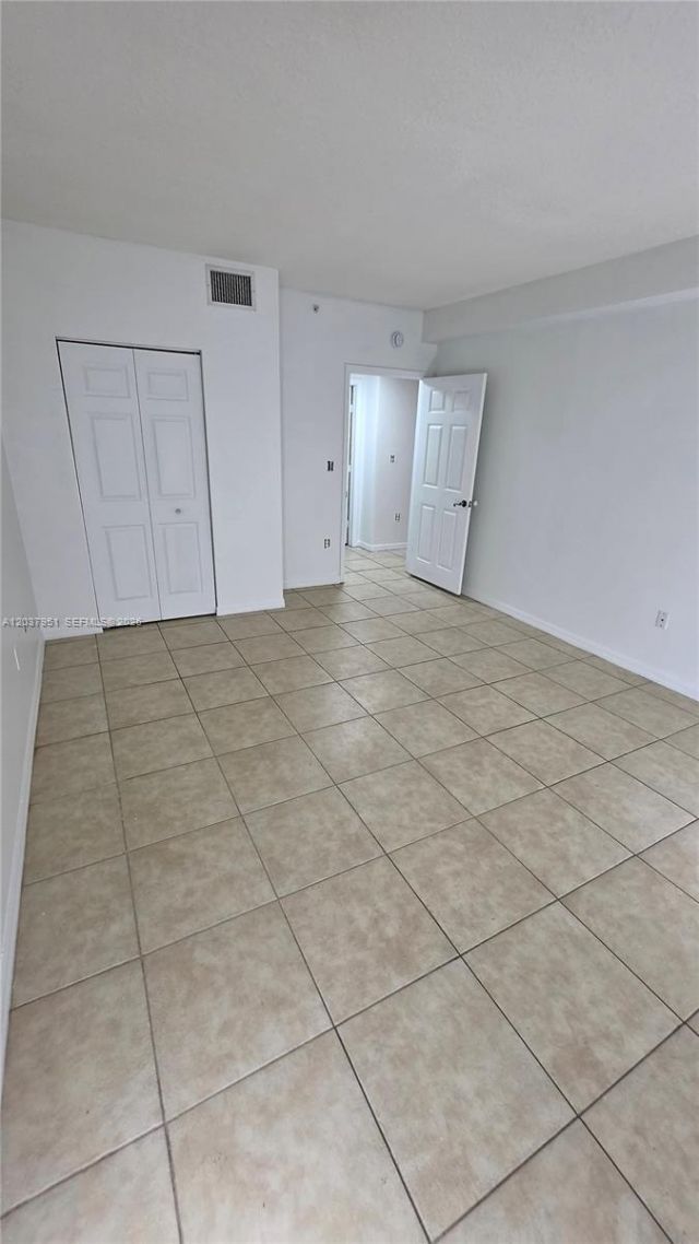 2630 SW 28th St, Unit 14, Miami, FL 33133 Photo