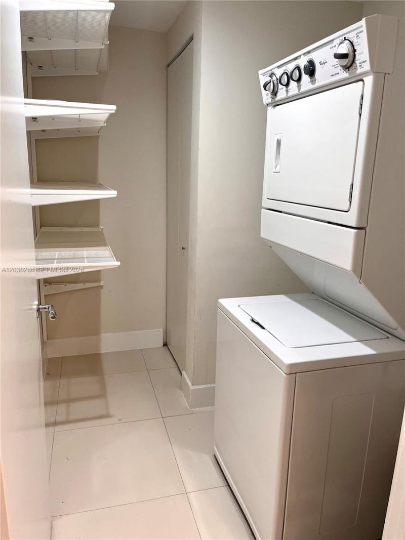 2950 NE 188th St , Unit 108, Aventura, FL 33180 Photo
