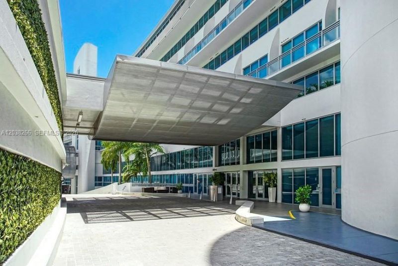 2950 NE 188th St , Unit 108, Aventura, FL 33180 Photo