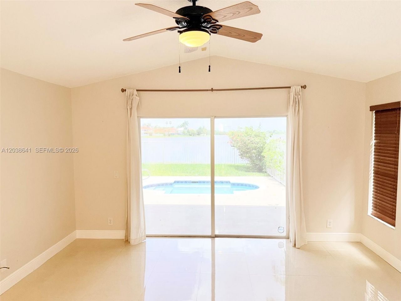 1212 Falls Blvd, Weston, FL 33327 Photo