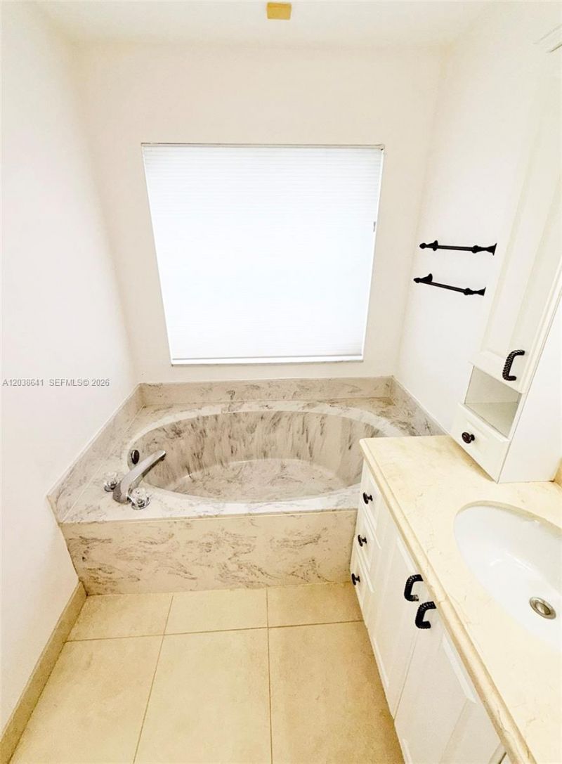 1212 Falls Blvd, Weston, FL 33327 Photo