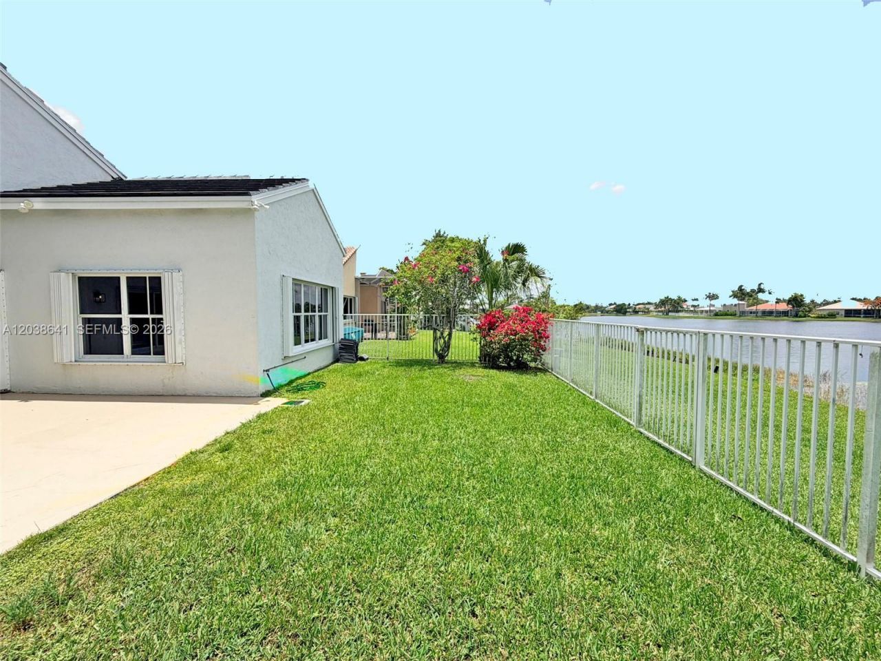 1212 Falls Blvd, Weston, FL 33327 Photo