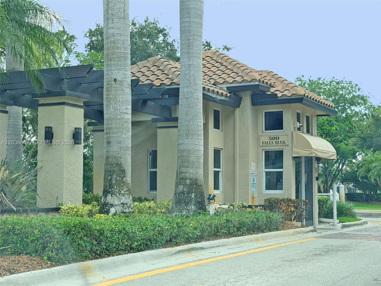1212 Falls Blvd, Weston, FL 33327 Photo
